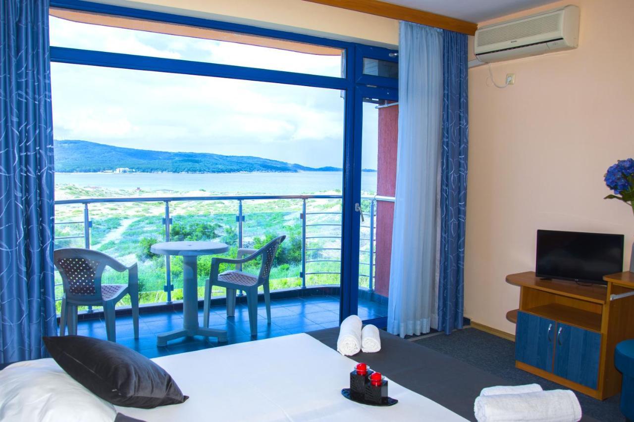 Hotel Penelope Primorsko Dış mekan fotoğraf