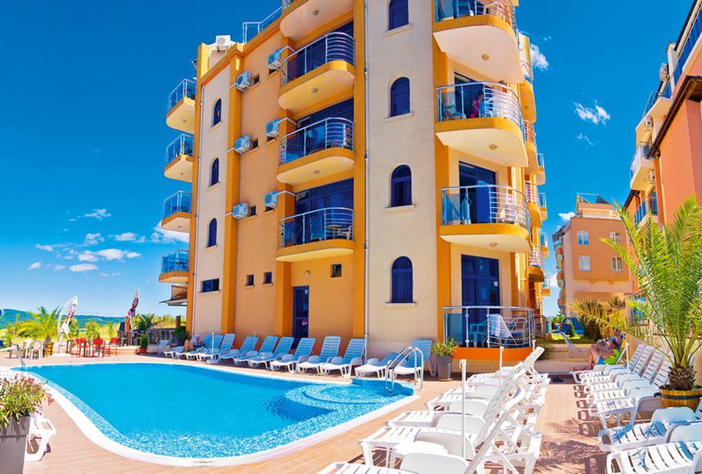 Hotel Penelope Primorsko Dış mekan fotoğraf