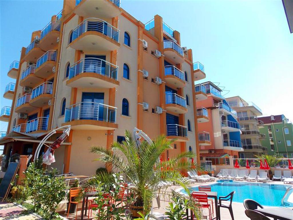 Hotel Penelope Primorsko Dış mekan fotoğraf