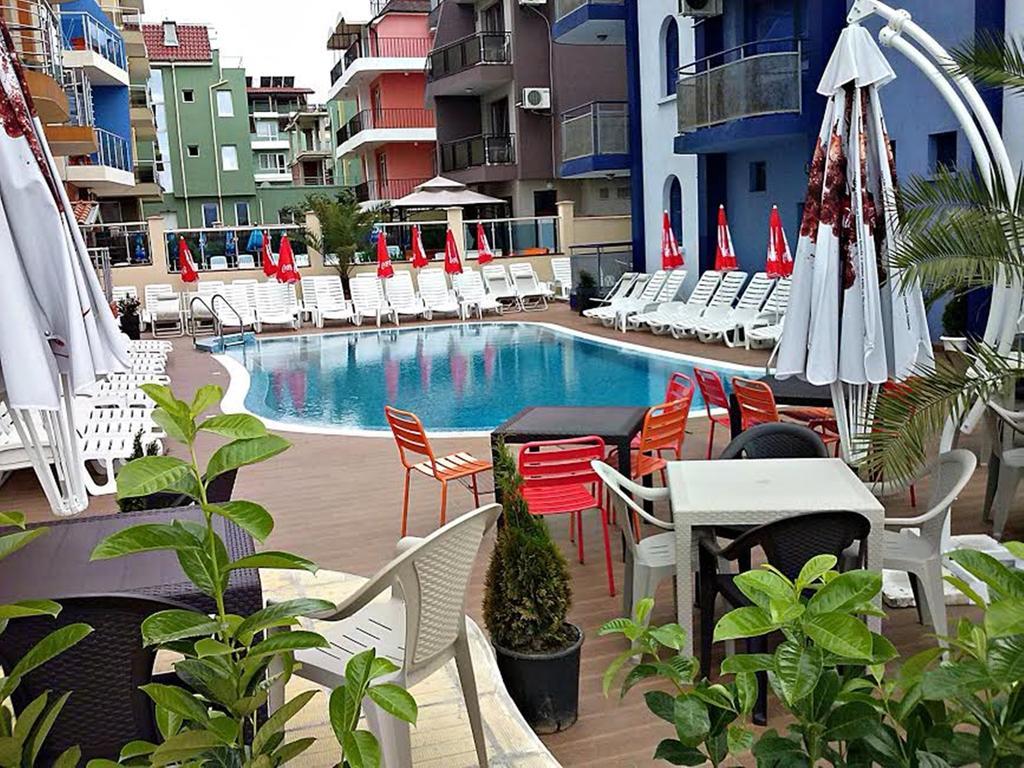 Hotel Penelope Primorsko Dış mekan fotoğraf