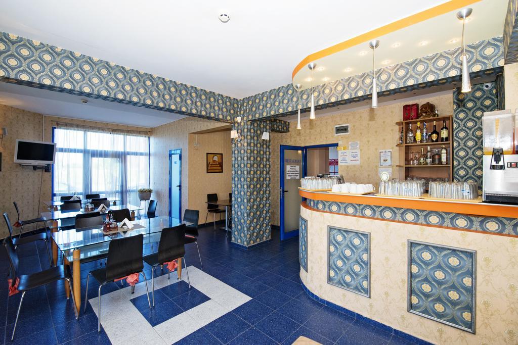 Hotel Penelope Primorsko Dış mekan fotoğraf